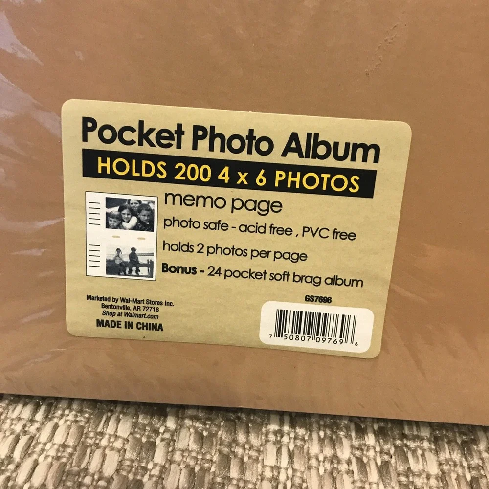 Photo Album Holds 200 4x6 Photos Design‎ Cover With Bonus Brag Album